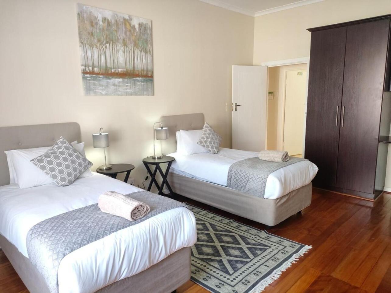 Luxury Living On Westview Villa Port Elizabeth Exterior photo