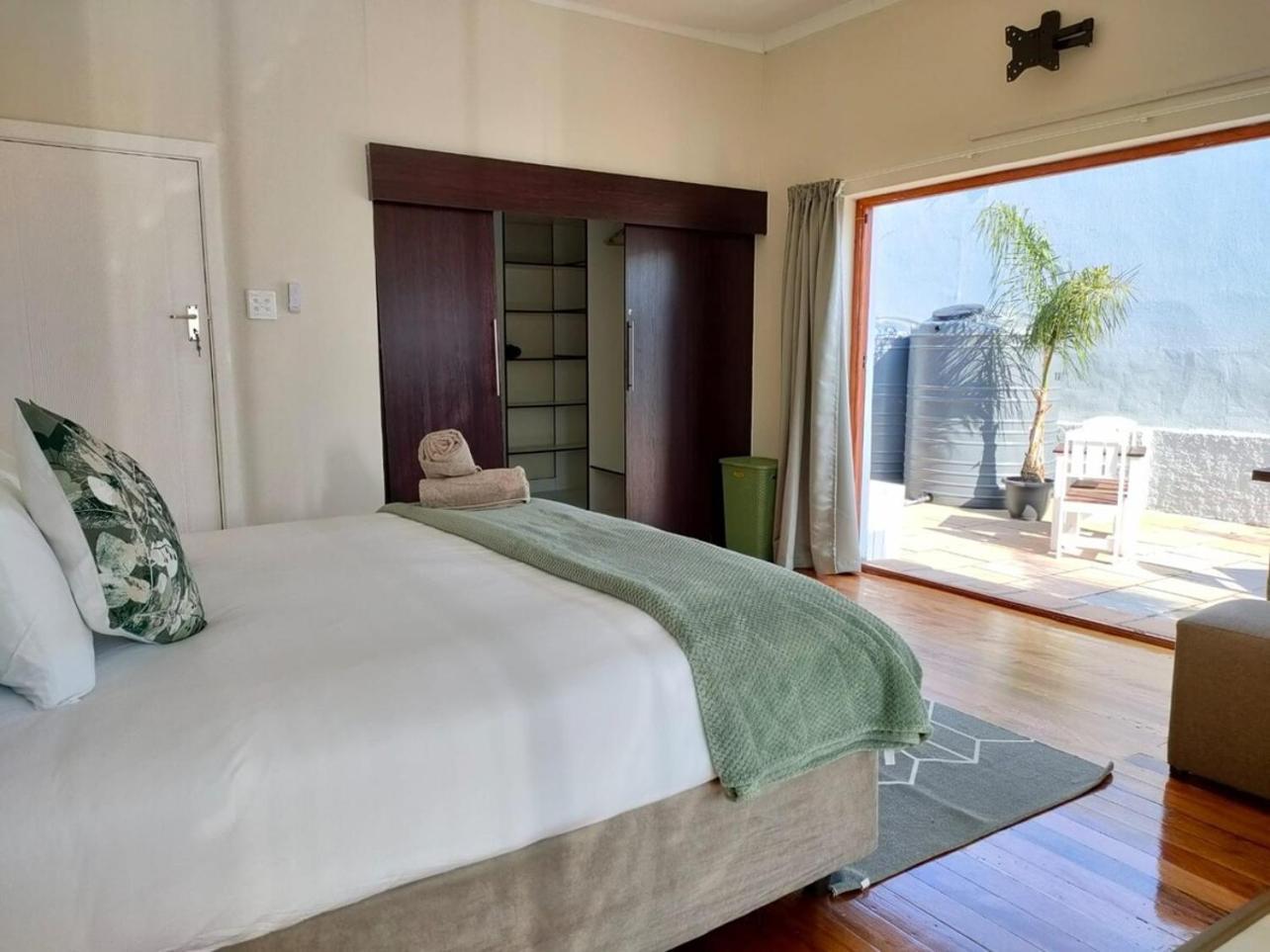 Luxury Living On Westview Villa Port Elizabeth Exterior photo